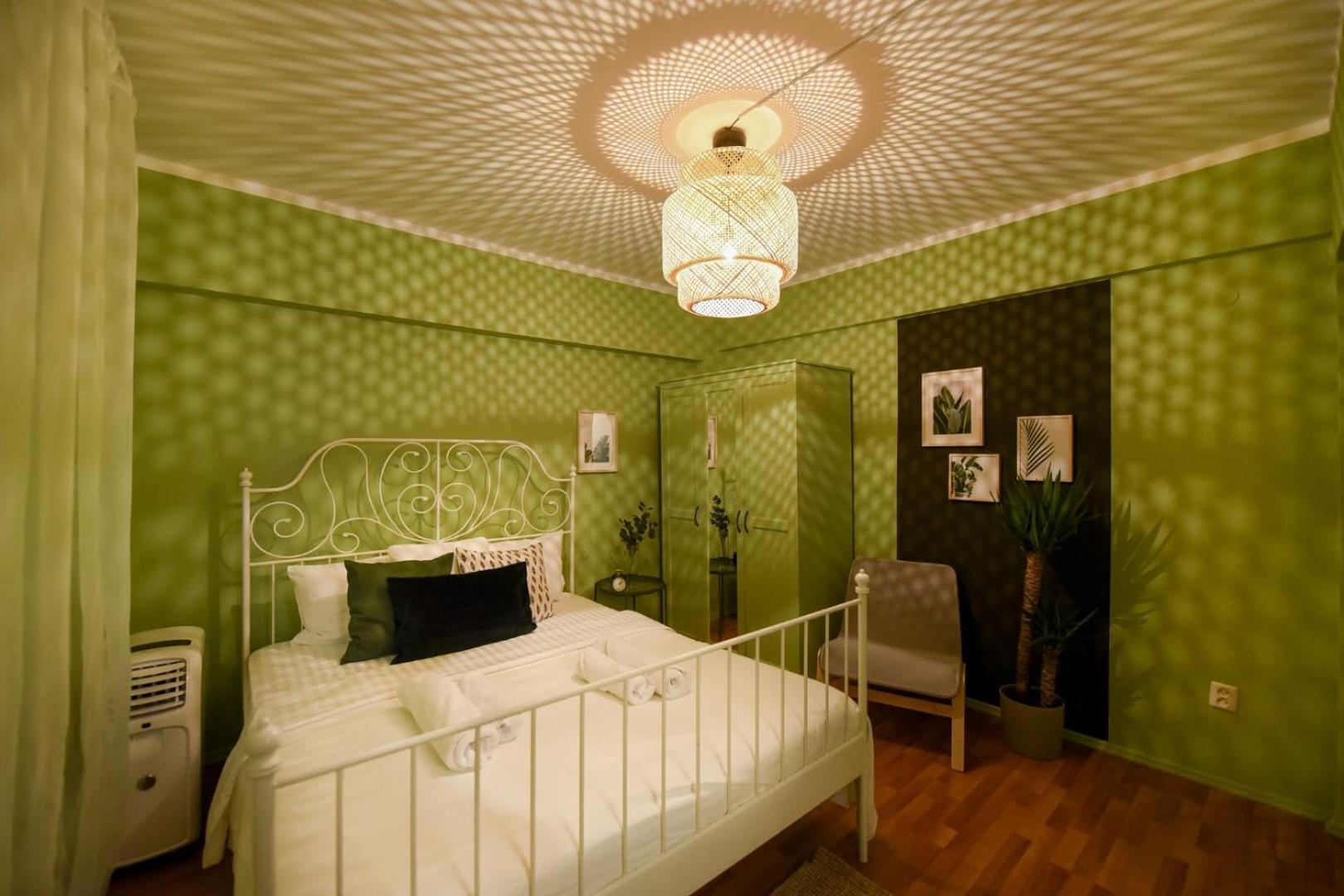 Chic Accommodation With Breathtaking Views Over Calea Victoriei - Your Central Heaven Bucureşti Cameră foto